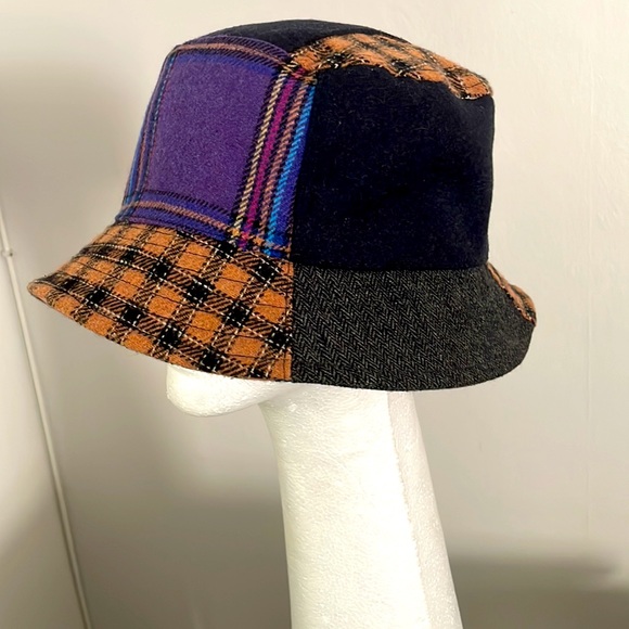 Bucket hat - Picture 3 of 7